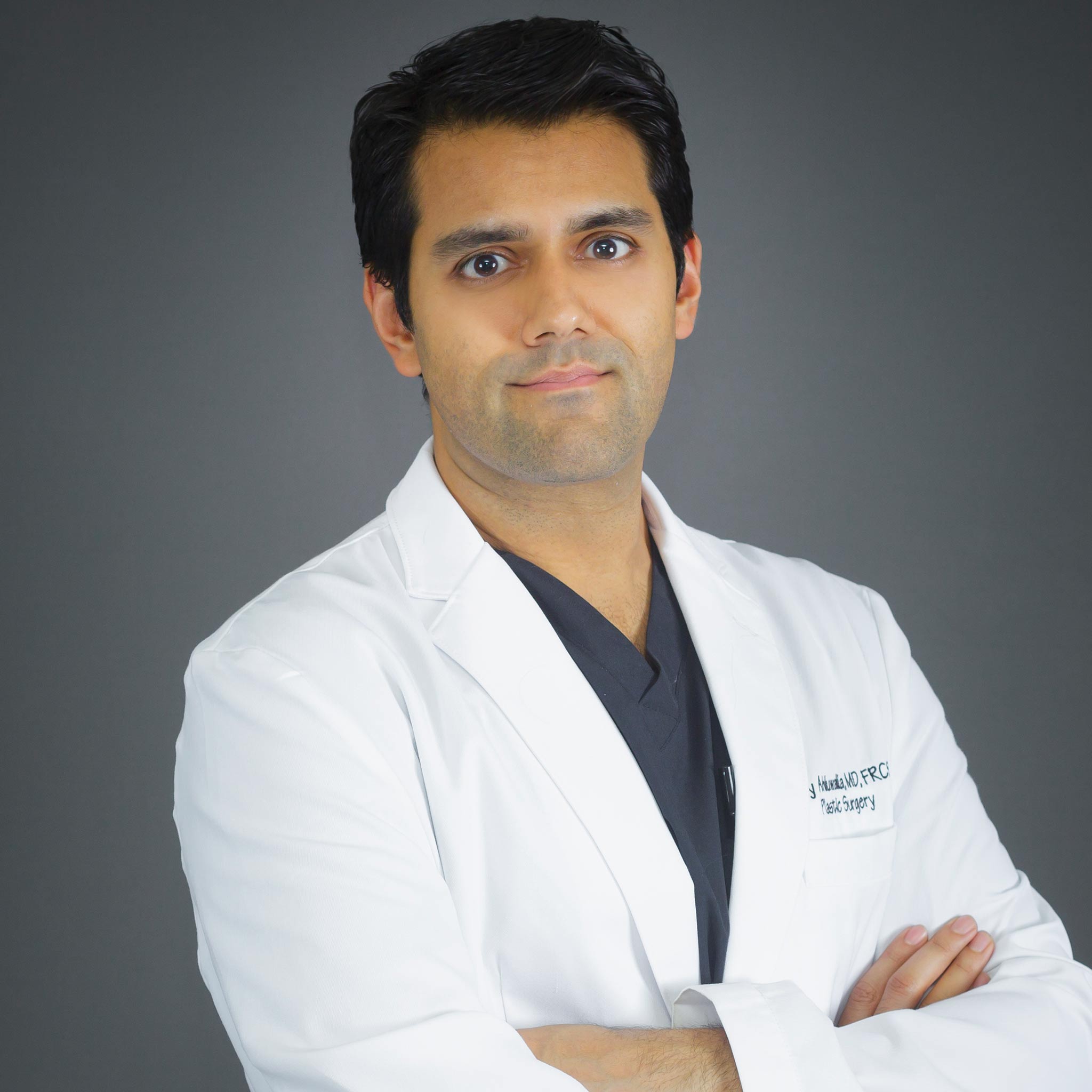 Facelift surgeon Dr. Romy